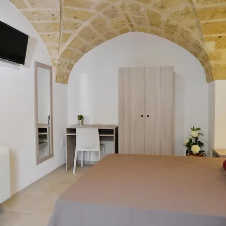 La Corte Di Maria Bed & Breakfast Salve