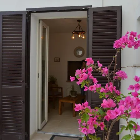 La Corte Di Maria Bed & Breakfast Salve